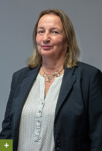 Dr. Monika Holzinger